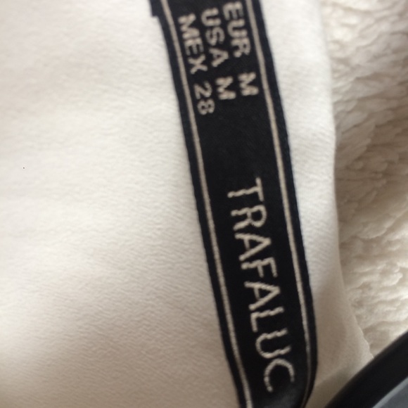 Top - Picture 6 of 6